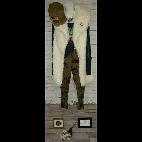 Lucky Brand Floral Army Green Linen Cargo Pants - Picture 7 of 7